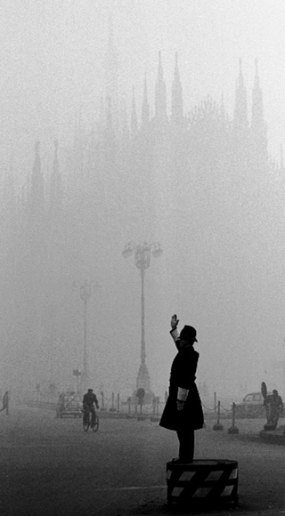 Piazza Duomo, 005-057-11
Ghisa, 1961
Piazza del Duomo, Milano (Italia)